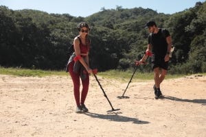 Man and Women Detecting with VANQUISH 340
