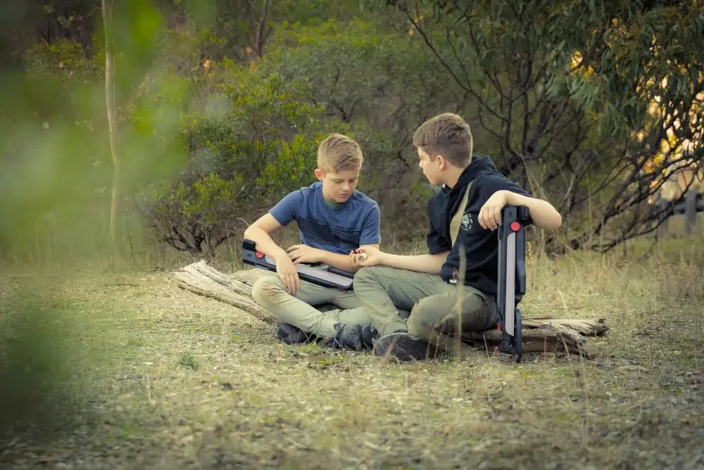8 Benefits of Introducing Metal Detecting in Childhood